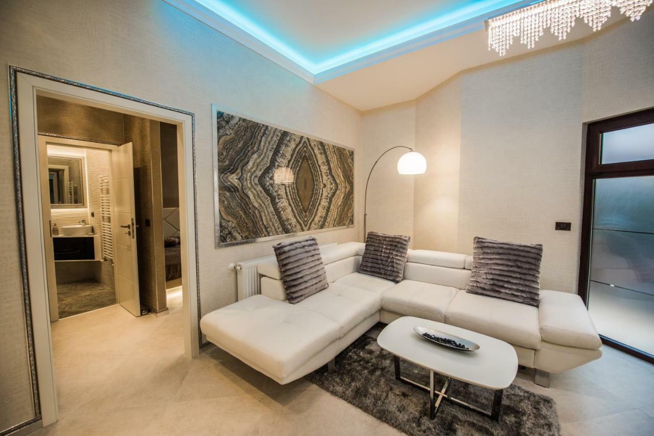 H & V Residence - Diamond Bungalow Apartment Арад Экстерьер фото